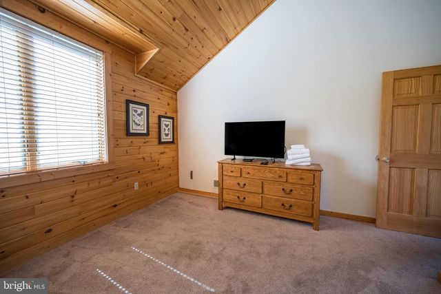 25 CEDAR SHORES DR, Mc Henry, MD 21541