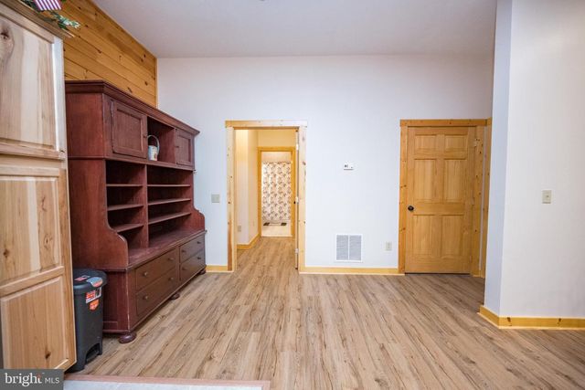 25 CEDAR SHORES DR, Mc Henry, MD 21541