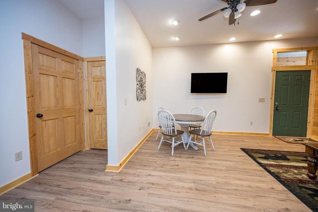 25 CEDAR SHORES DR, Mc Henry, MD 21541