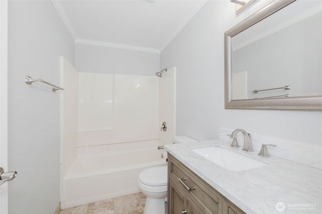 80 E Jody Lynn Lane, Belfair, WA 98528