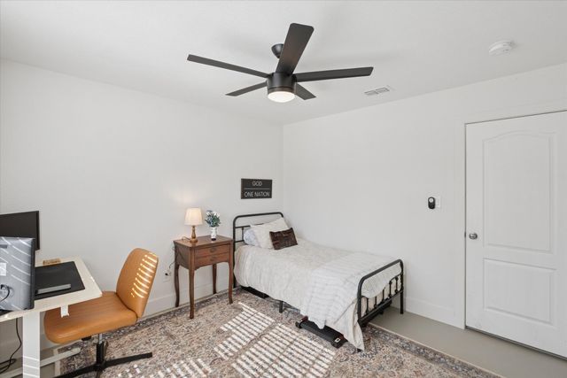 1303 Hutchins Lane, Reno, TX 76082