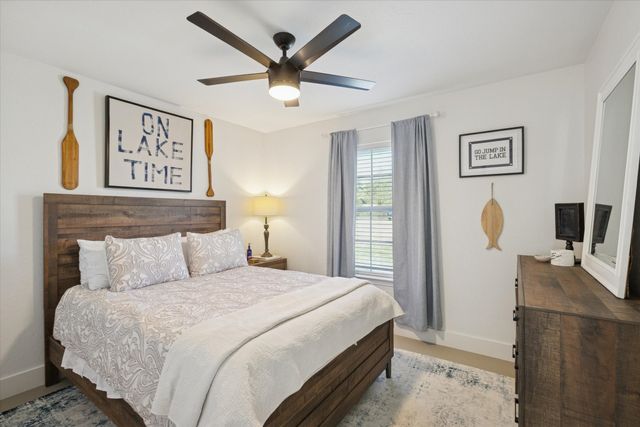 1303 Hutchins Lane, Reno, TX 76082