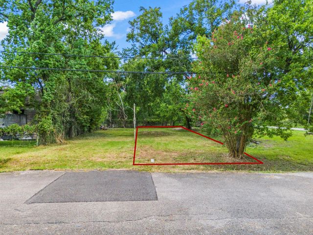 3006 Dennis Street, Houston, TX 77004