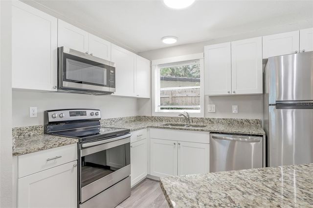 997 CEDARWOOD AVENUE, Dunedin, FL 34698