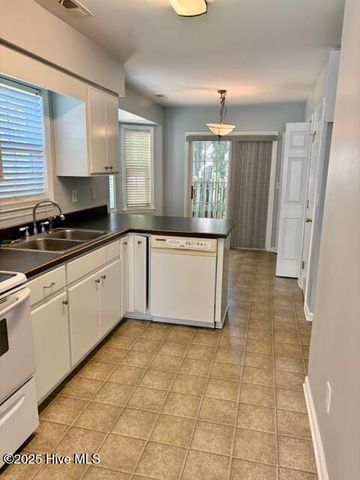 113 Gladiola Drive, New Bern, NC 28562