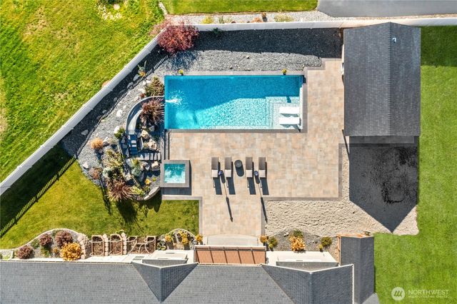 12 Elizabeth Court, Wenatchee, WA 98801