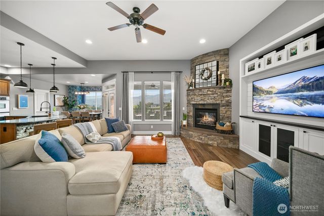 12 Elizabeth Court, Wenatchee, WA 98801