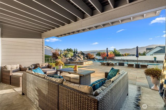 12 Elizabeth Court, Wenatchee, WA 98801