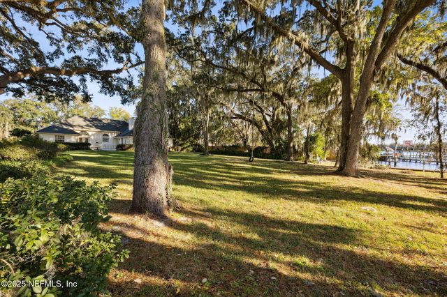 1850 WATERBURY Lane, Fleming Island, FL 32003