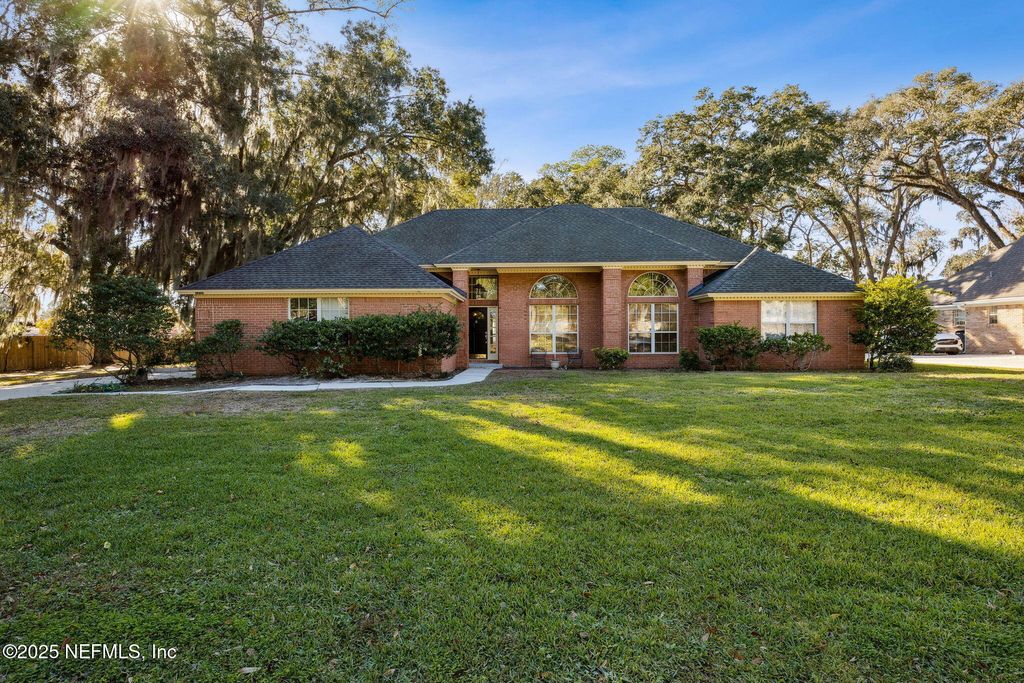 1850 WATERBURY Lane, Fleming Island, FL 32003