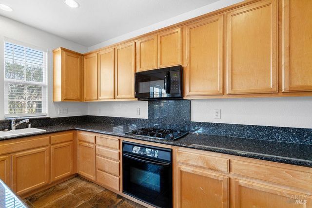 8356 Bennington Ct, Vallejo, CA 94591