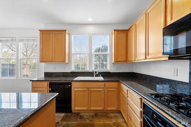 8356 Bennington Ct, Vallejo, CA 94591