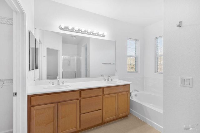 8356 Bennington Ct, Vallejo, CA 94591