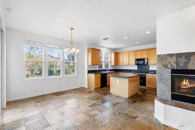 8356 Bennington Ct, Vallejo, CA 94591