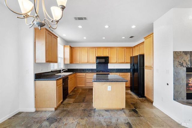 8356 Bennington Ct, Vallejo, CA 94591