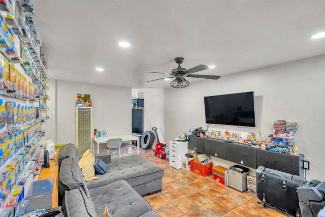 5151 Niland Street, Lynwood, CA 90262