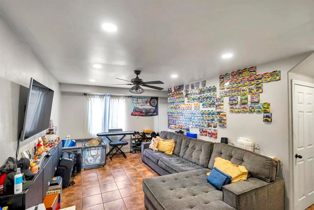 5151 Niland Street, Lynwood, CA 90262