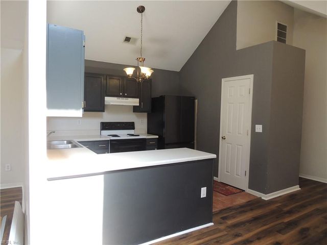 107 Dana DR, Suffolk, VA 23434