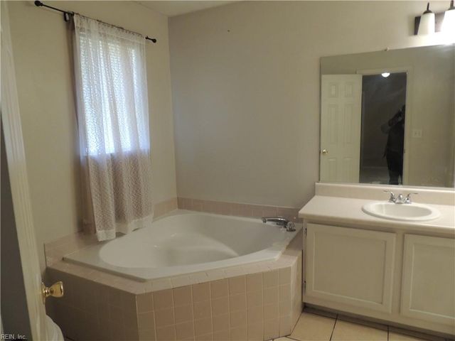 107 Dana DR, Suffolk, VA 23434