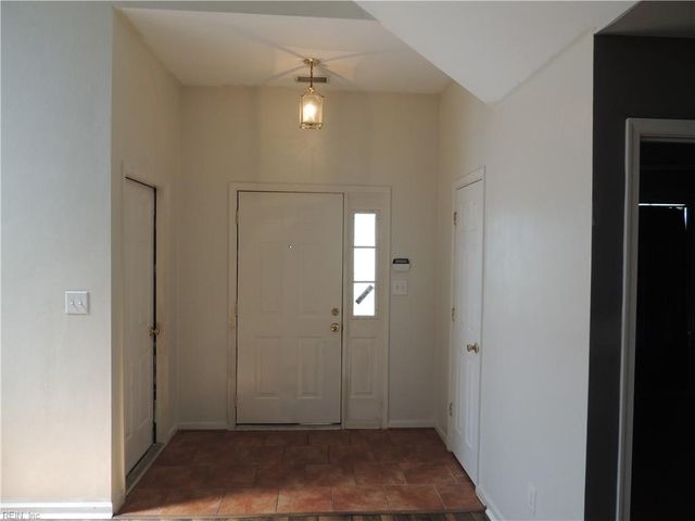 107 Dana DR, Suffolk, VA 23434