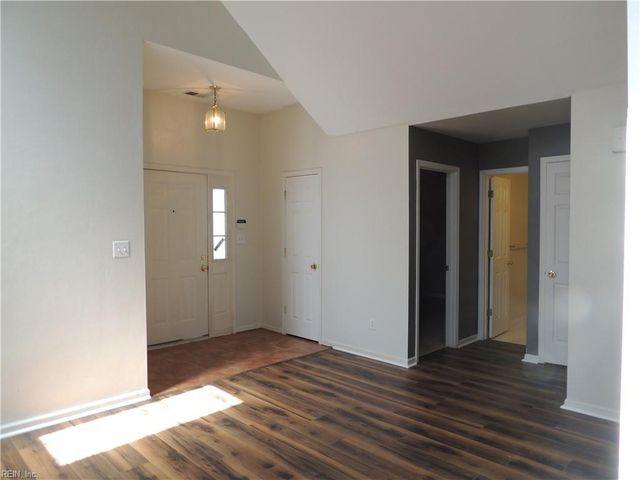 107 Dana DR, Suffolk, VA 23434