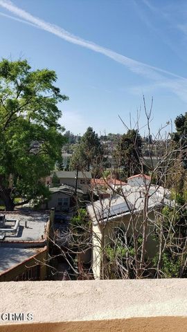 2305 Glendale Boulevard 204, Los Angeles, CA 90039