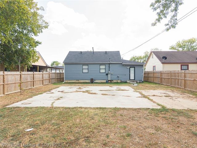 4609 Clarendon Avenue, Fort Smith, AR 72904