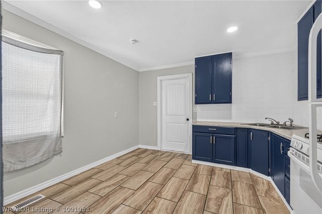 4609 Clarendon Avenue, Fort Smith, AR 72904