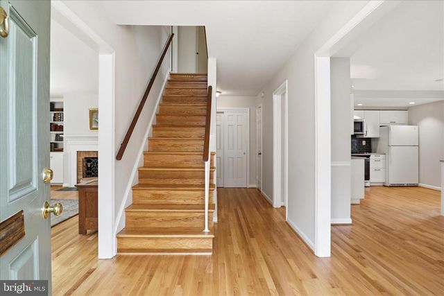 9311 CLANBROOK CT, Fairfax, VA 22031