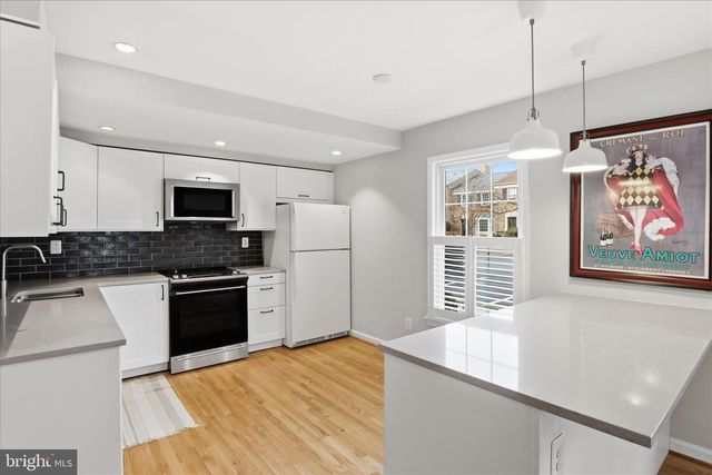 9311 CLANBROOK CT, Fairfax, VA 22031