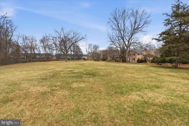 9311 CLANBROOK CT, Fairfax, VA 22031