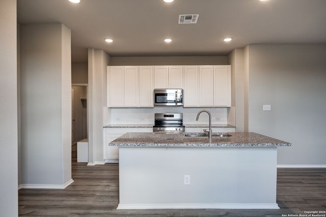 2511 Pink Pearl Dr., San Antonio, TX 78224