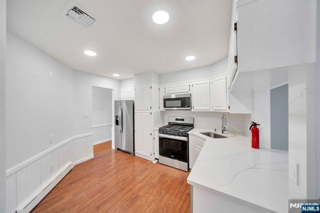 231 Hillside Avenue, Paramus, NJ 07652