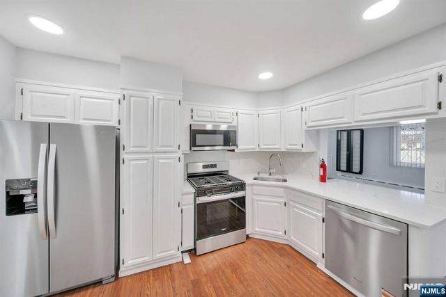 231 Hillside Avenue, Paramus, NJ 07652