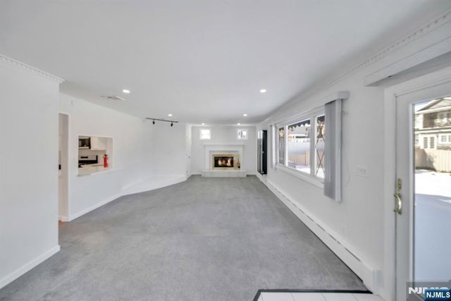 231 Hillside Avenue, Paramus, NJ 07652