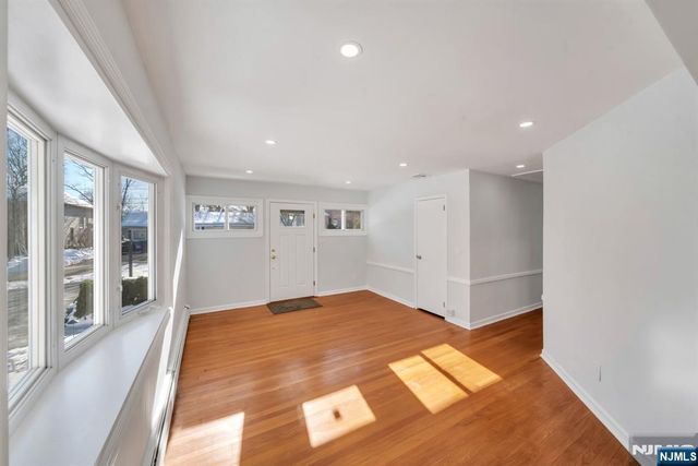 231 Hillside Avenue, Paramus, NJ 07652