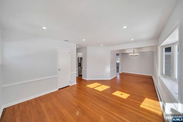 231 Hillside Avenue, Paramus, NJ 07652