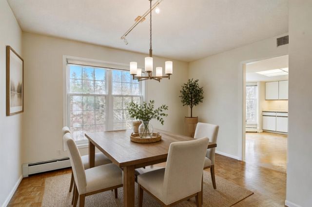 603 Lake Street 307, Excelsior, MN 55331