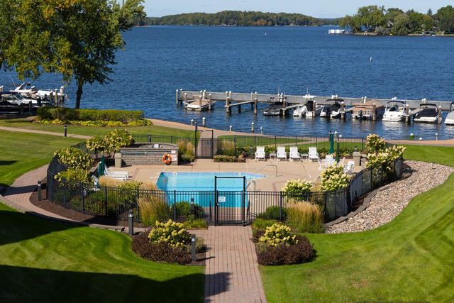 603 Lake Street 307, Excelsior, MN 55331