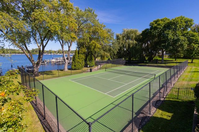 603 Lake Street 307, Excelsior, MN 55331