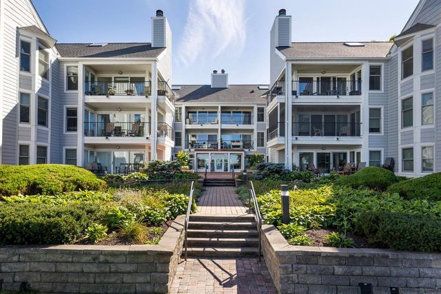 603 Lake Street 307, Excelsior, MN 55331