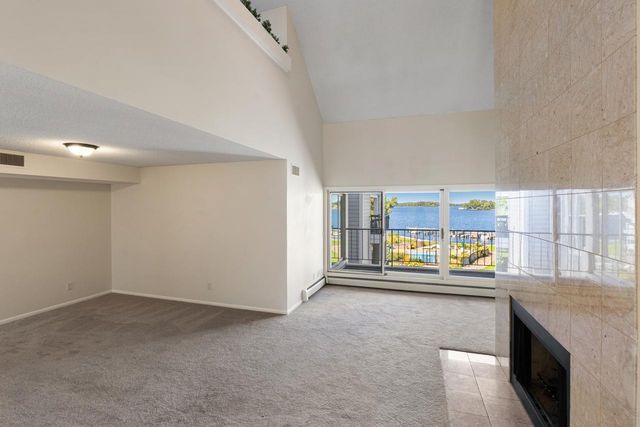 603 Lake Street 307, Excelsior, MN 55331