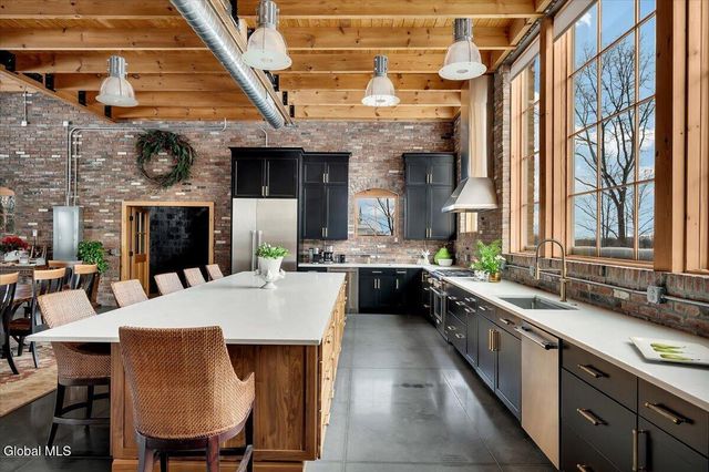 331 Vly Road, Colonie, NY 12309