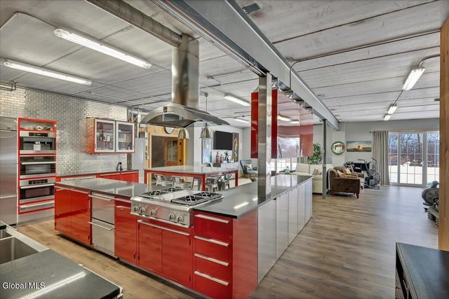 331 Vly Road, Colonie, NY 12309