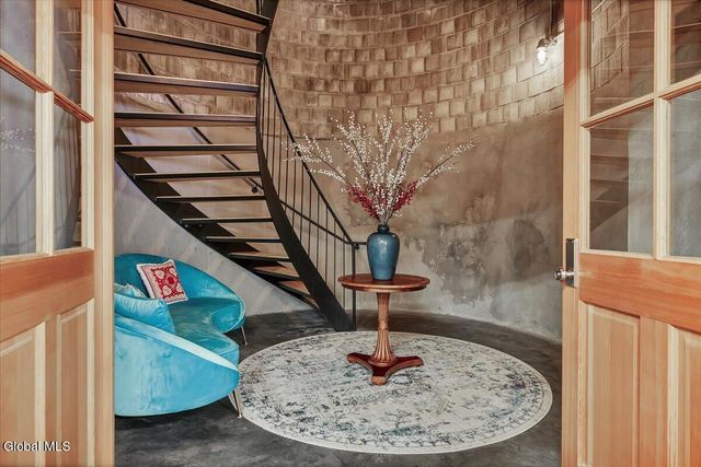 331 Vly Road, Colonie, NY 12309