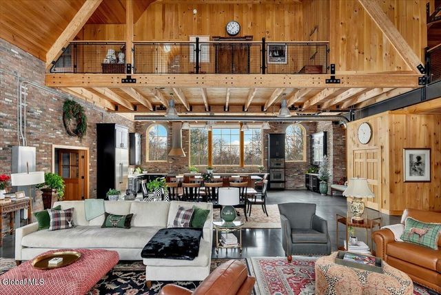 331 Vly Road, Colonie, NY 12309