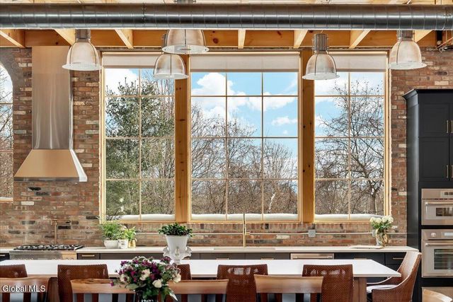 331 Vly Road, Colonie, NY 12309