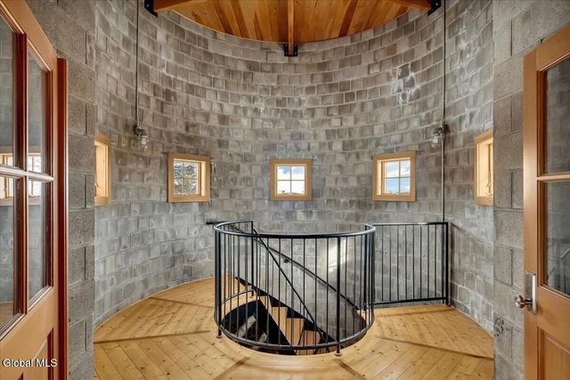 331 Vly Road, Colonie, NY 12309