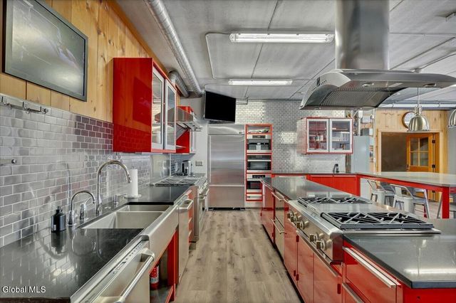 331 Vly Road, Colonie, NY 12309