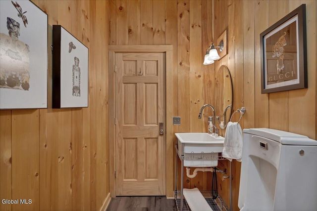 331 Vly Road, Colonie, NY 12309